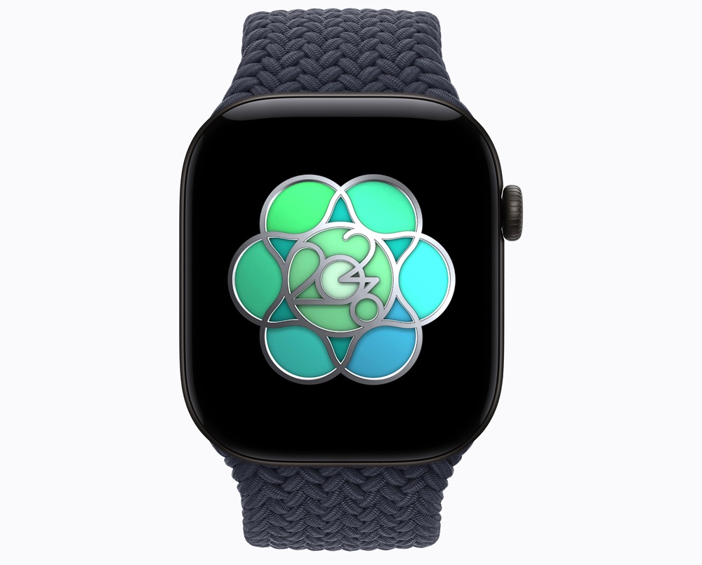Apple Marks World Mental Health Day with Limited-Edition Apple Watch Award and New Fitness+ Meditation